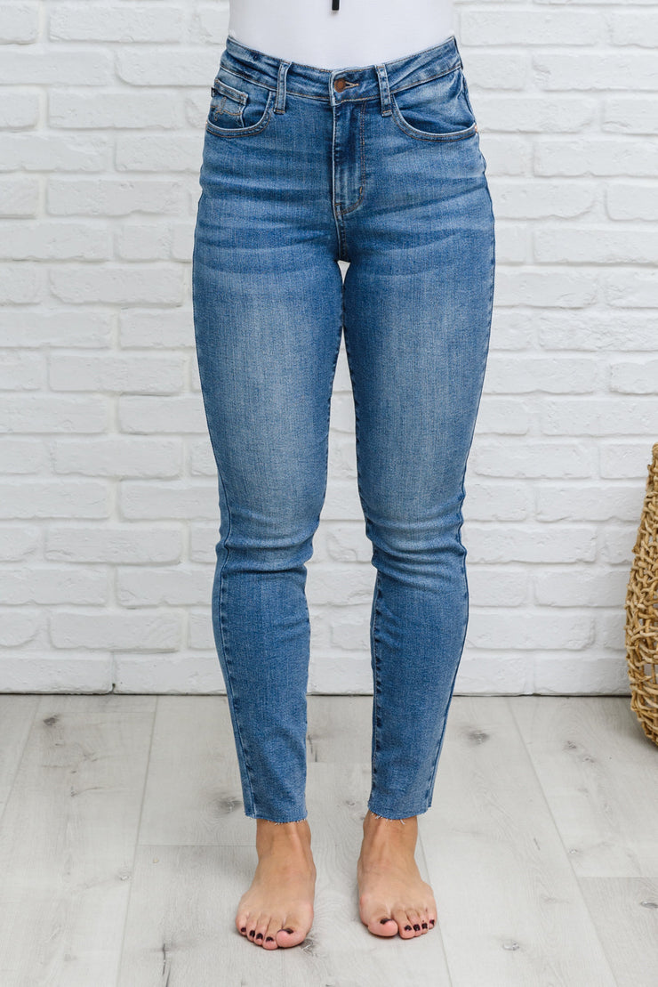 Becca Hi-Waisted Embroidered Pocket Relaxed Jeans-- Use the code SPRINGJB for 20% off!